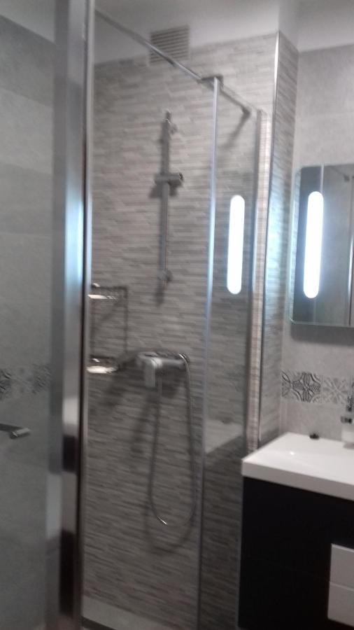 자그레브 Apartman Lana ,Froudeova Ulica 3 Nasuprot Zg Velesajma 아파트 외부 사진